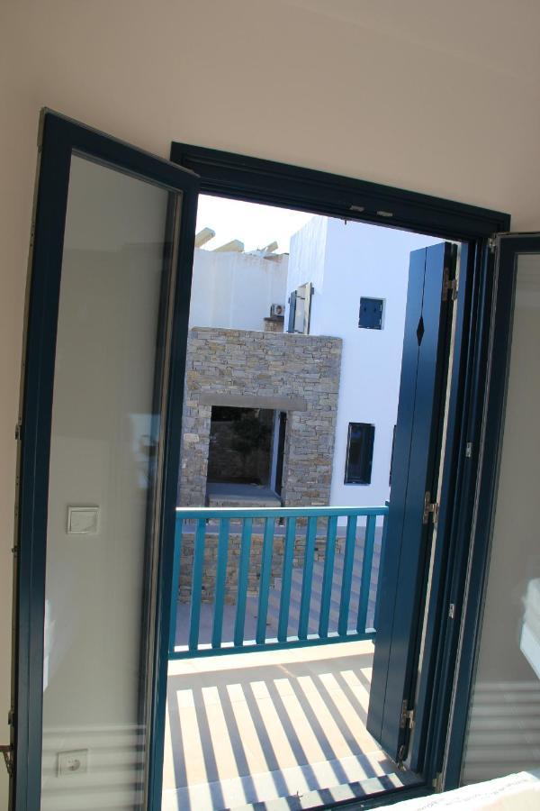 Paros-Memories-Neubau-Villen, Sportpool Aspro Chorio Zewnętrze zdjęcie